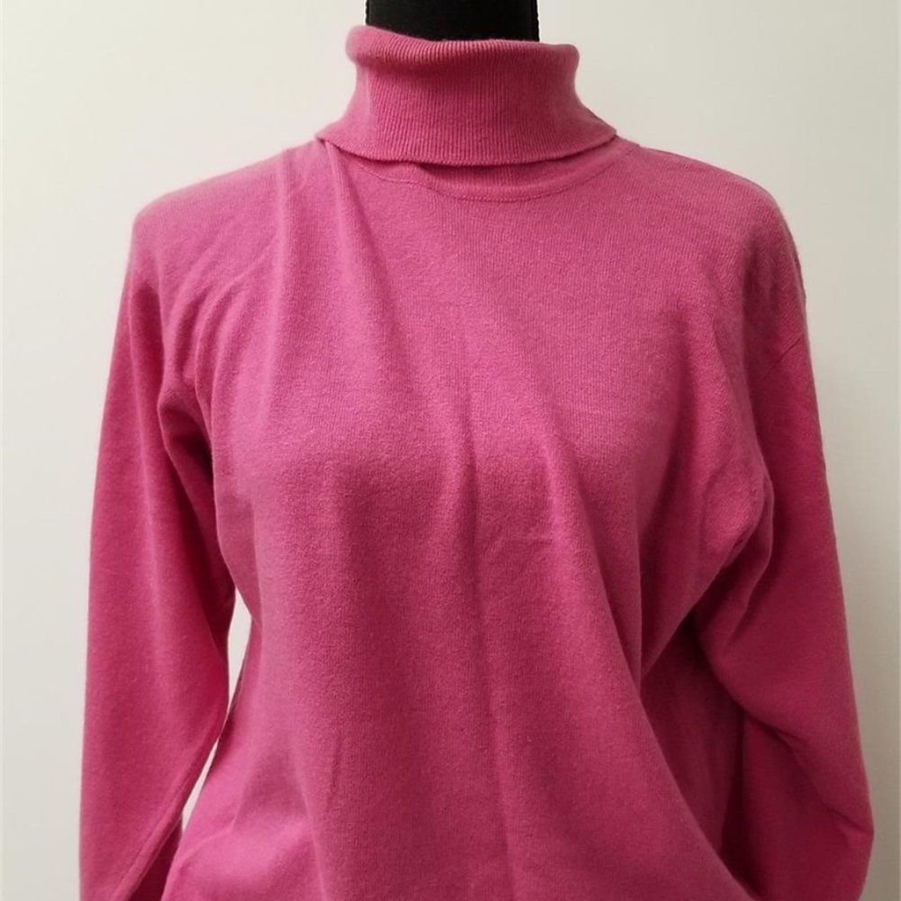 Vintage Clan Douglas Pink Sweater, Size Medium